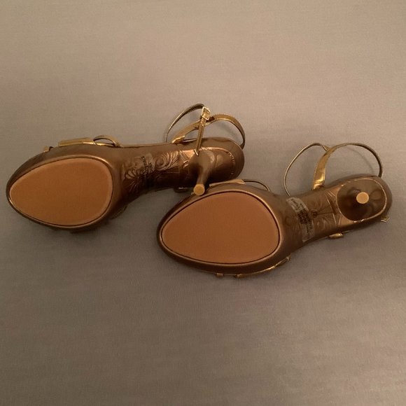 Sizzle by Coloriffics Monterrey Platform Sandal, Bronze, Size 8.5M - Picture 6 of 10